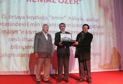 Kemal Özer'e, Fetâ Medeniyeti 'Emanet' ödülü
