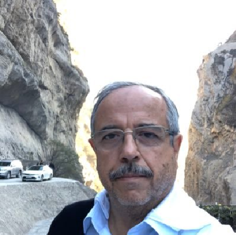 Dr Ali Akben
